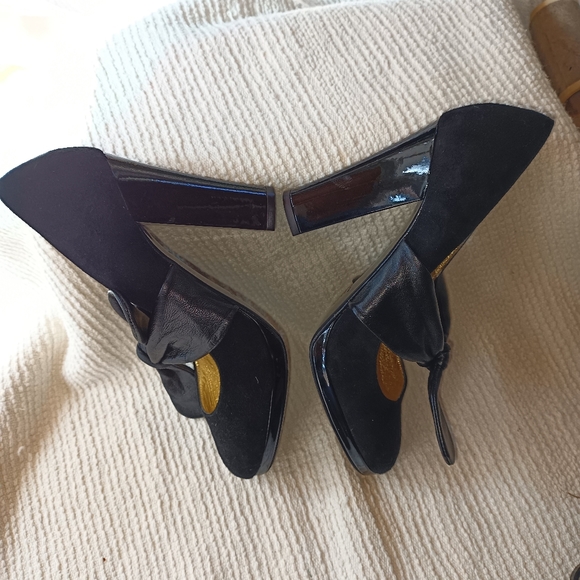 Cynthia Vincent suede and leather heels - Picture 3 of 7